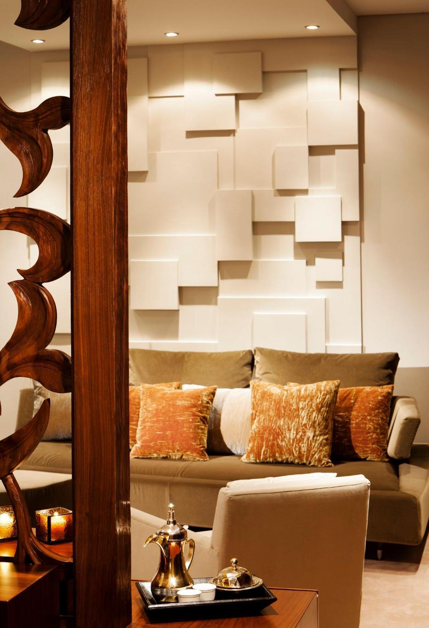 Al Faisaliah Hotel, Hotel Riyadh